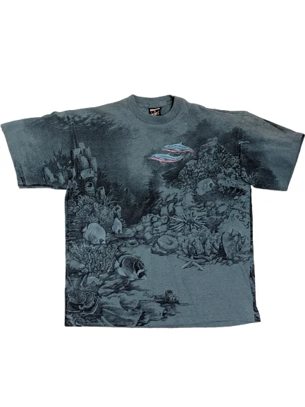 [XL] Vintage Underwater Dolphin Embroidered Tee